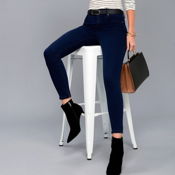 Lulus Denim - NWOT High Waisted trace denim Dark LuLu jeans